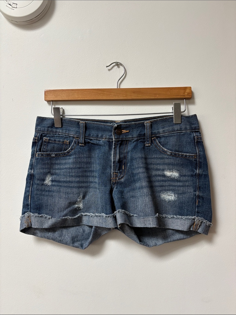 Old Navy THE DIVA Distressed Dark Blue Denim Shorts,Size 4
